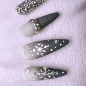 realisation eleve press on nails